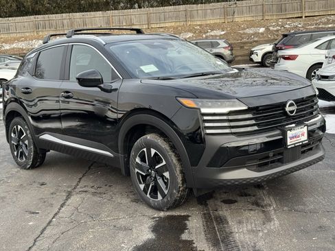 New 2026 Nissan Kicks SV w/ Cold Weather Package image 5