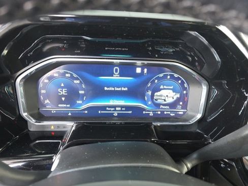 Used 2023 Chevrolet Silverado 1500 RST image 25