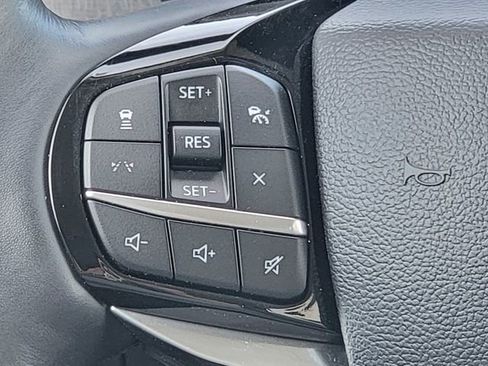 Certified 2025 Ford Explorer Platinum w/ LUX Leather Package AWD/4WD image 34