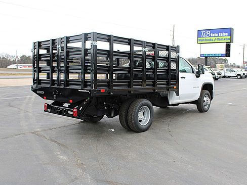 Used 2024 Chevrolet Silverado 3500 W/T w/ Snow Plow Prep Package image 5