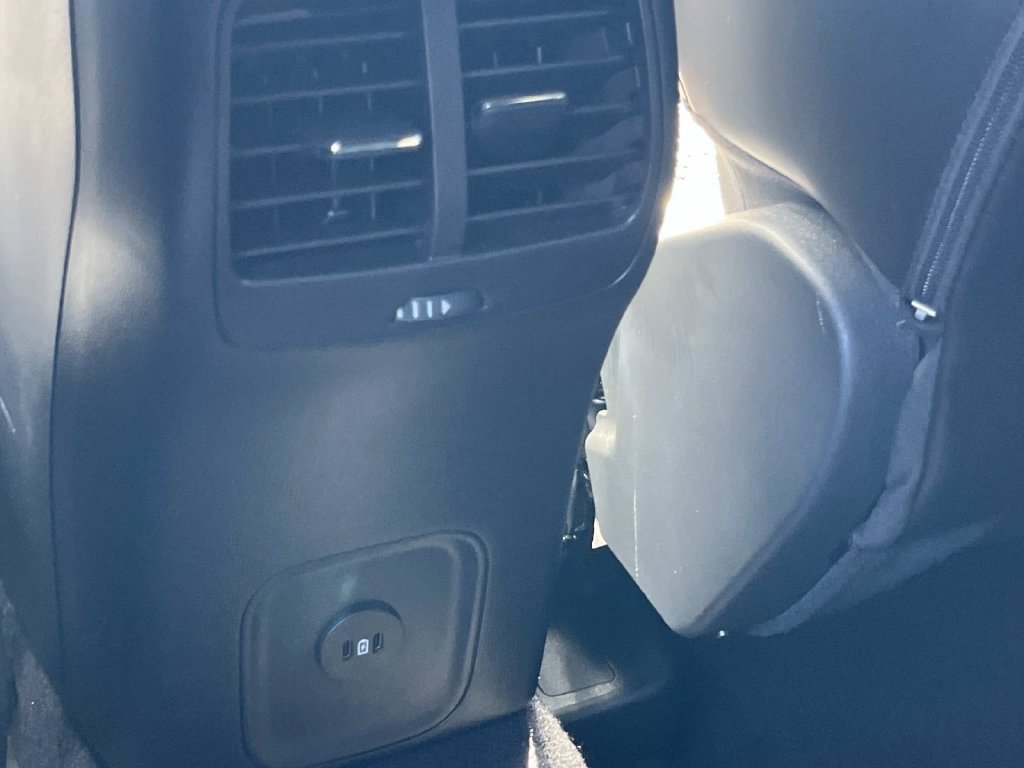 Used 2024 Ford Escape ST-Line w/ Tech Pack #1 FWD image 20