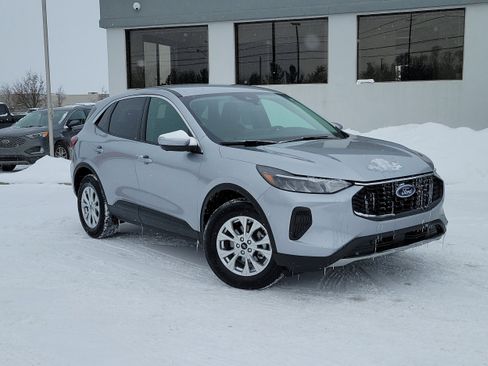 Used 2023 Ford Escape Active w/ Tech Pack #2 image 30