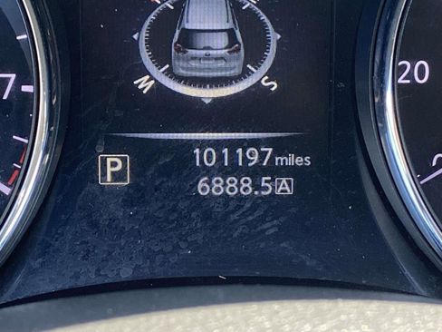 Used 2016 Nissan Rogue SL w/ SL Premium Package image 23