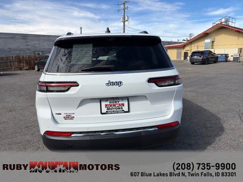 Used 2021 Jeep Grand Cherokee L Limited w/ Luxury Tech Group II AWD/4WD image 6