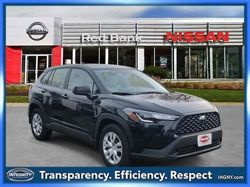 Used 2024 Toyota Corolla Cross L image 1