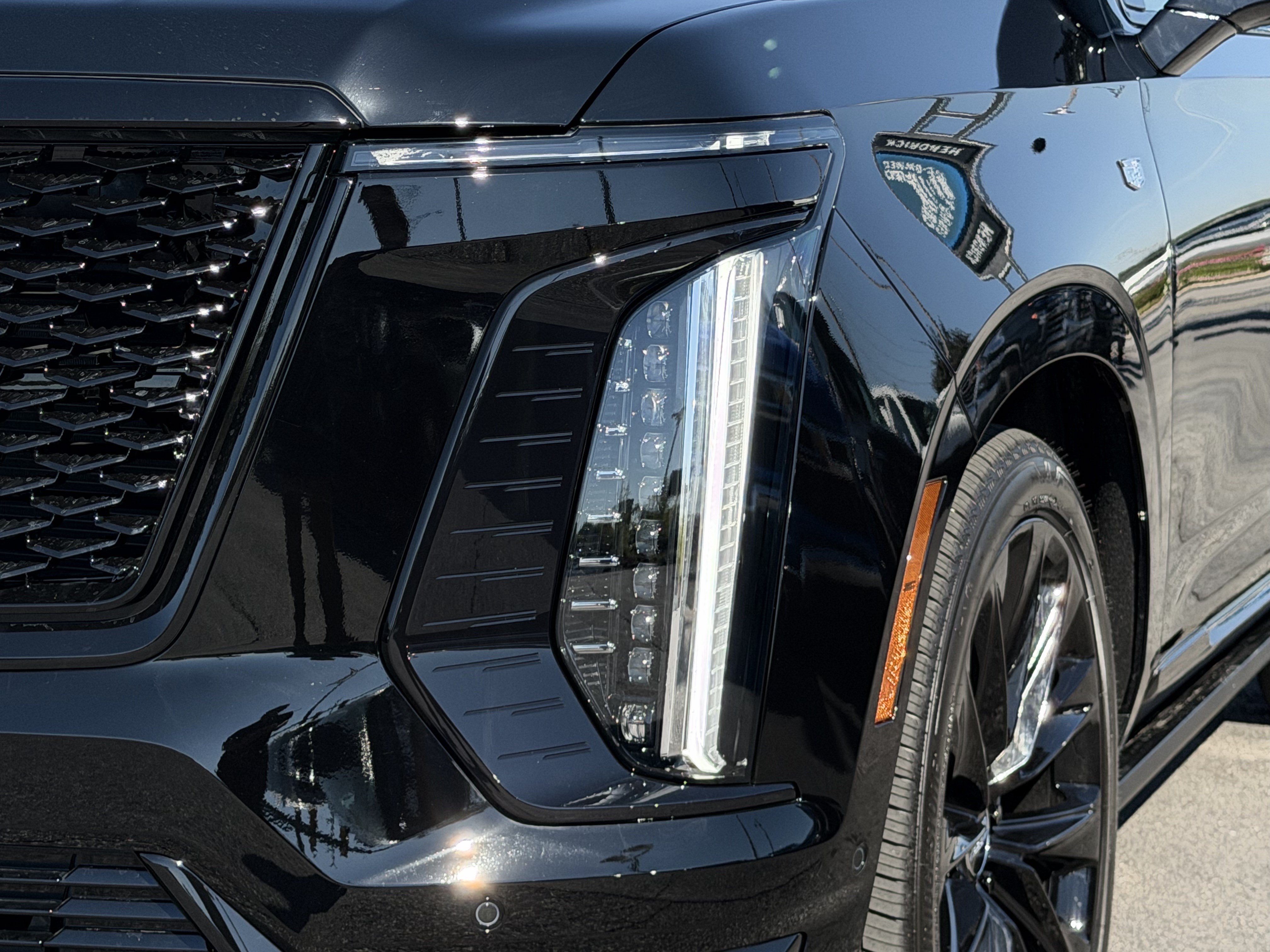 Used 2027 Cadillac Escalade Platinum Sport w/ LPO, ONYX Package AWD/4WD image 6