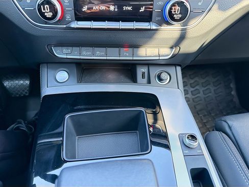 Used 2023 Audi Q5 2.0T Premium Plus image 31