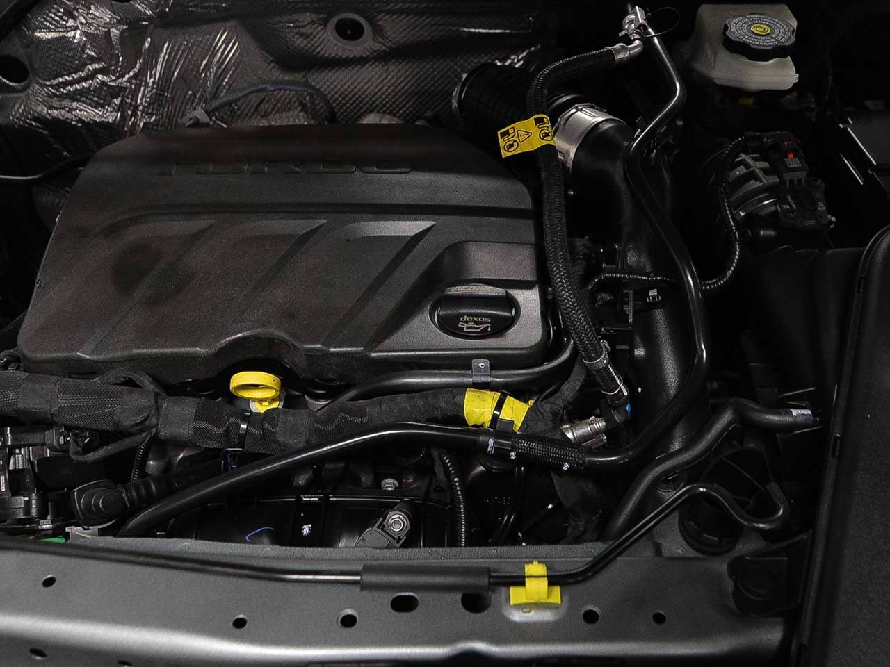 Used 2025 Chevrolet Trax LS FWD image 15