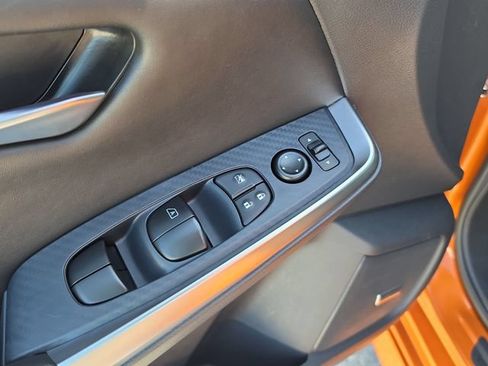 Certified 2025 Nissan Sentra SR w/ SR Premium Package FWD image 19