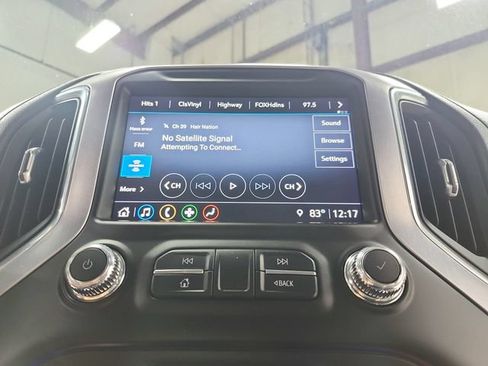 Used 2021 GMC Sierra 1500 SLT w/ SLT Premium Package AWD/4WD image 28