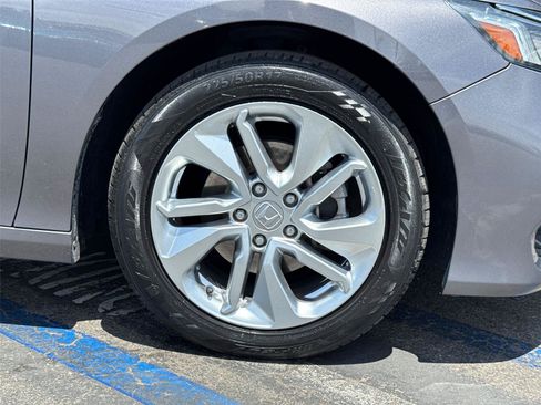 Used 2018 Honda Accord LX image 6