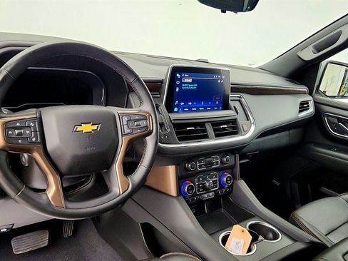 Used 2023 Chevrolet Tahoe High Country AWD/4WD image 13