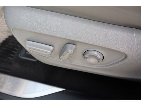 Used 2021 Toyota Highlander Platinum FWD image 20