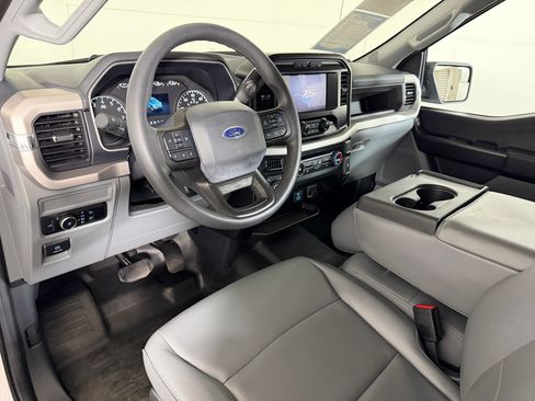 Used 2023 Ford F150 XL w/ XL Chrome Appearance Package AWD/4WD image 3