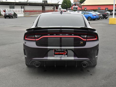 Used 2020 Dodge Charger Scat Pack image 7