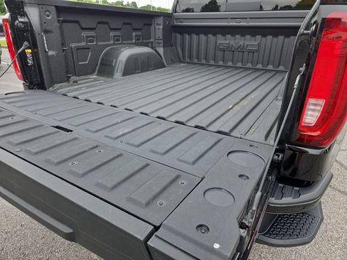 Used 2026 GMC Sierra 1500 Denali AWD/4WD image 18