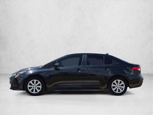 Used 2021 Toyota Corolla LE FWD image 7