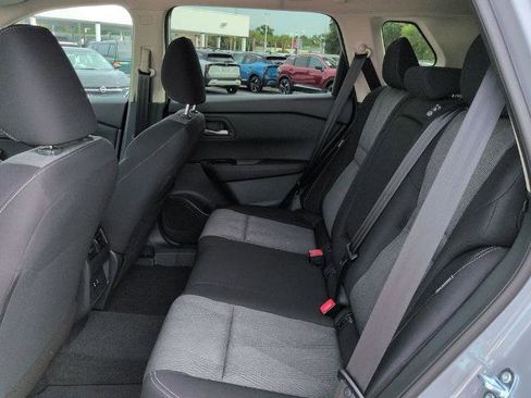 Certified 2026 Nissan Rogue SV FWD image 14