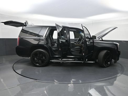 Used 2018 GMC Yukon Denali w/ Denali Ultimate Package AWD/4WD image 39