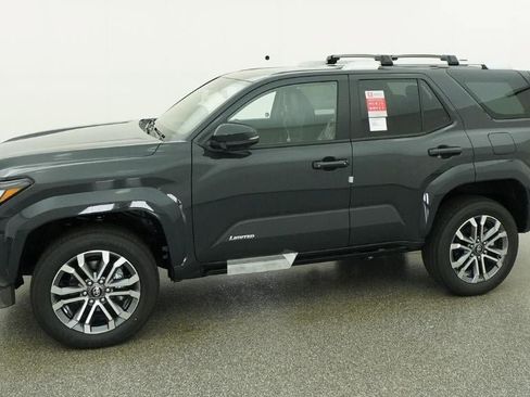 New 2026 Toyota 4Runner Limited AWD/4WD image 2