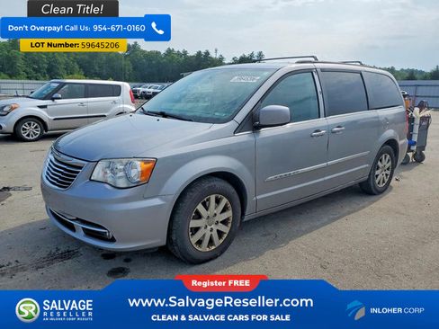 Used 2015 Chrysler Town & Country Touring FWD image 1