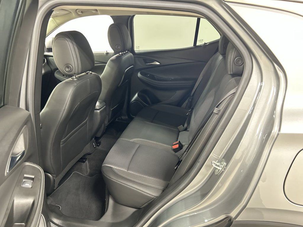 Certified 2023 Buick Encore GX Preferred w/ Cold Weather Comfort Package AWD/4WD image 19