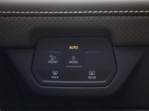 New 2026 Volkswagen Atlas SEL image 23