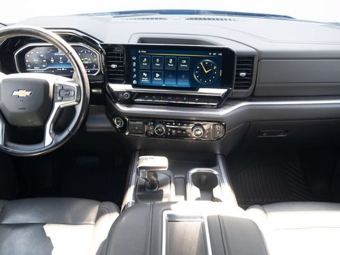 Used 2022 Chevrolet Silverado 1500 LTZ AWD/4WD image 21