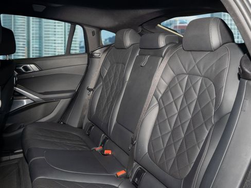 Used 2024 BMW X6 M60i w/ Dynamic Handling Package image 18