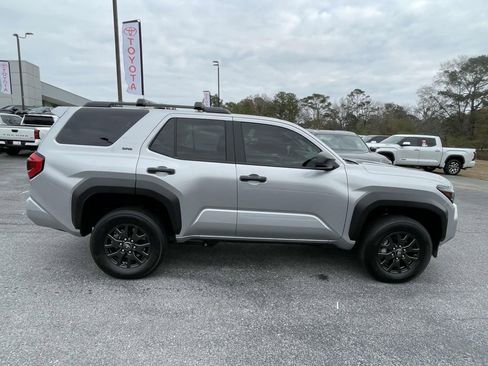 New 2025 Toyota 4Runner SR5 image 2