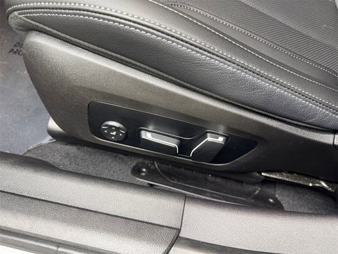 Used 2024 BMW M340i xDrive w/ Premium Package image 31