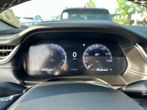 Used 2024 Jeep Grand Cherokee Limited w/ Luxury Tech Group II AWD/4WD image 6