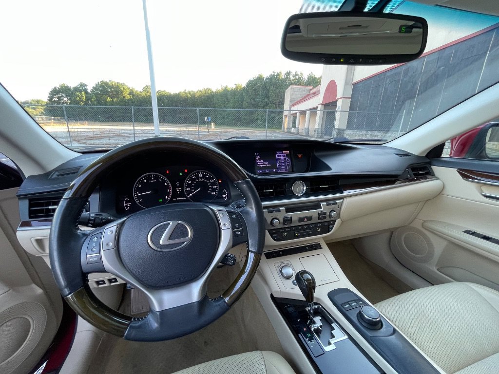 Used 2014 Lexus ES 350 w/ Premium Package FWD image 45