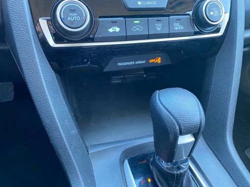 Used 2018 Honda Civic EX image 22