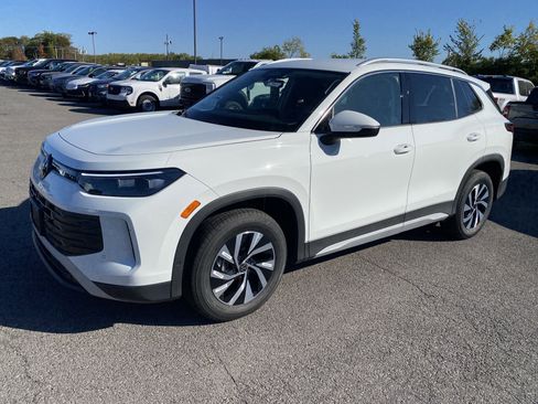 New 2025 Volkswagen Tiguan S image 4