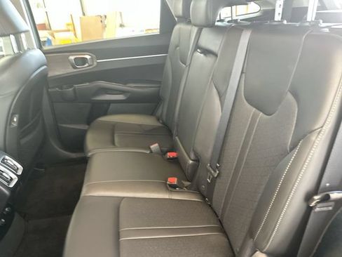 Certified 2023 Kia Sorento S AWD/4WD image 26