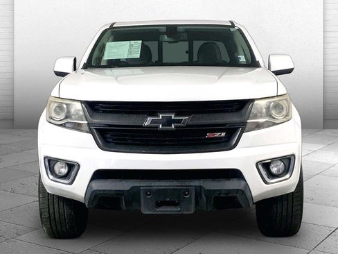 Used 2017 Chevrolet Colorado Z71 RWD image 2