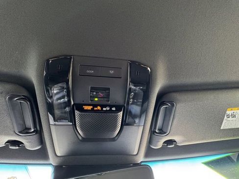 Used 2025 Toyota Land Cruiser image 25