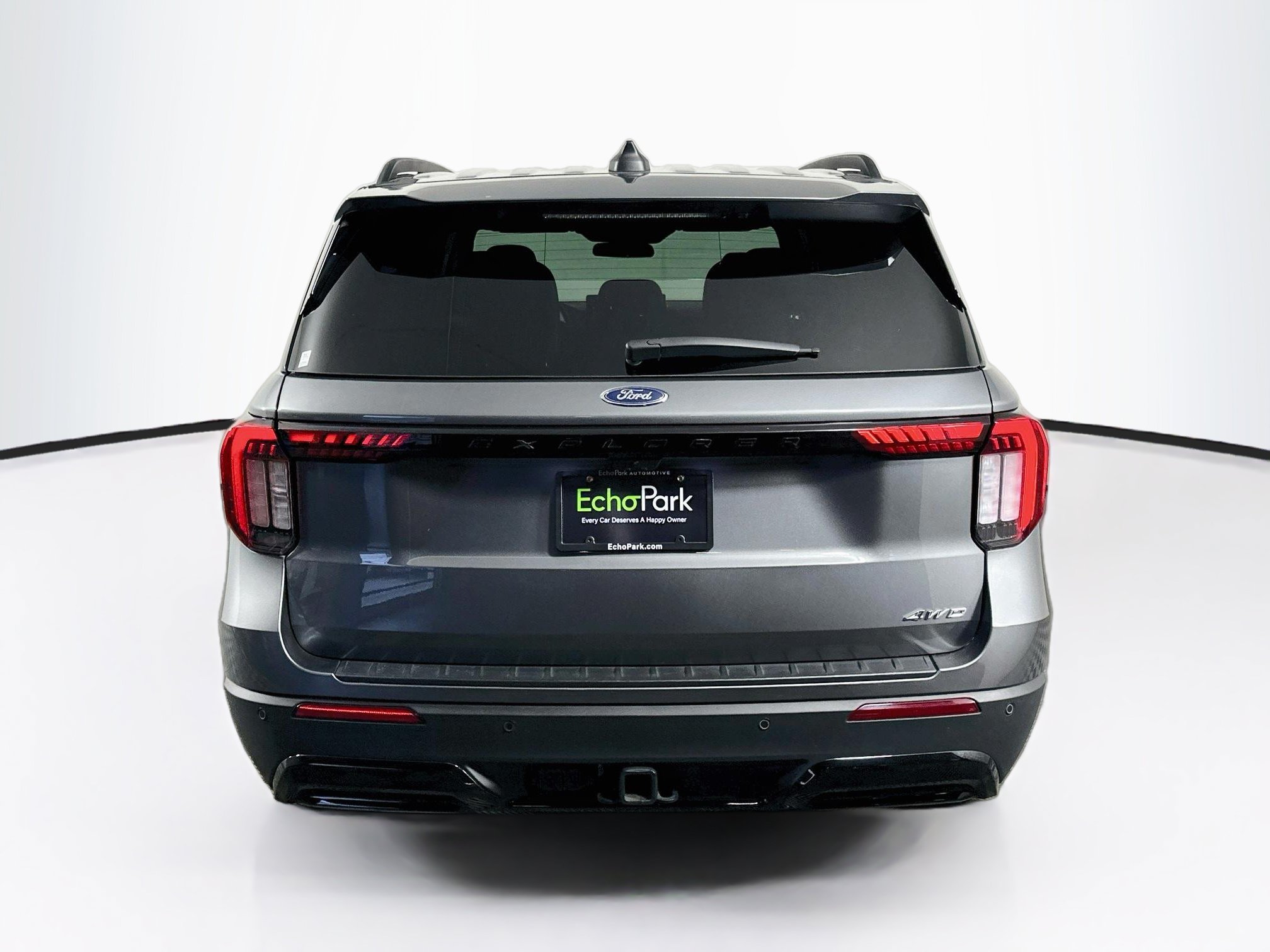 Used 2025 Ford Explorer ST-Line w/ ST-Line Street Pack AWD/4WD image 7