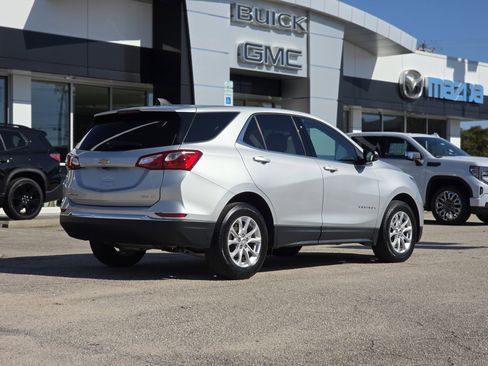 Used 2020 Chevrolet Equinox LT image 7