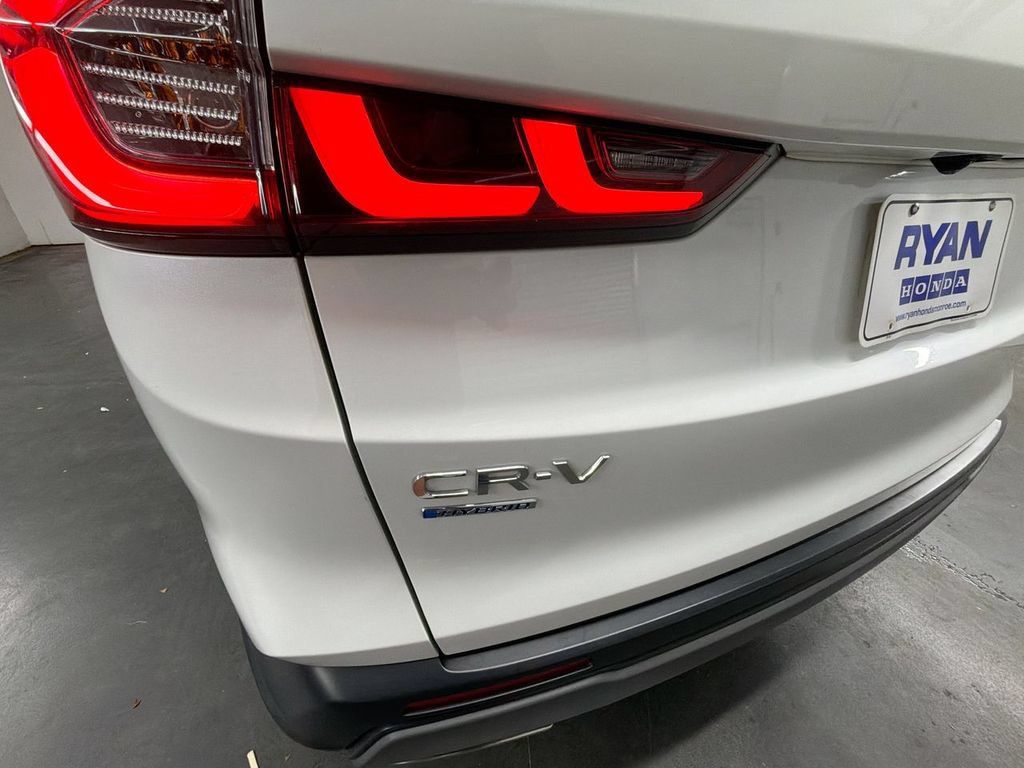 Used 2024 Honda CR-V Sport image 31