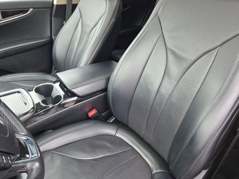 Used 2021 Lincoln Nautilus Reserve w/ Monochromatic Package AWD/4WD image 32