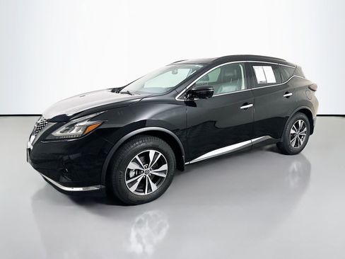 Used 2020 Nissan Murano SV w/ Premium Package FWD image 3