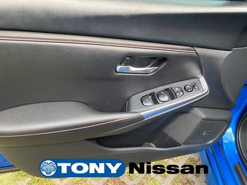 Used 2024 Nissan Sentra SR w/ SR Premium Package FWD image 13