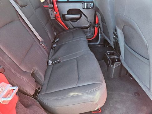 Used 2022 Jeep Wrangler Unlimited Sport image 23