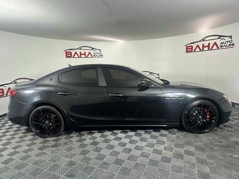 Used 2023 Maserati Ghibli Modena Q4 image 10