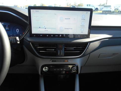 Used 2025 Ford Escape SE w/ PHEV Premium Package image 10