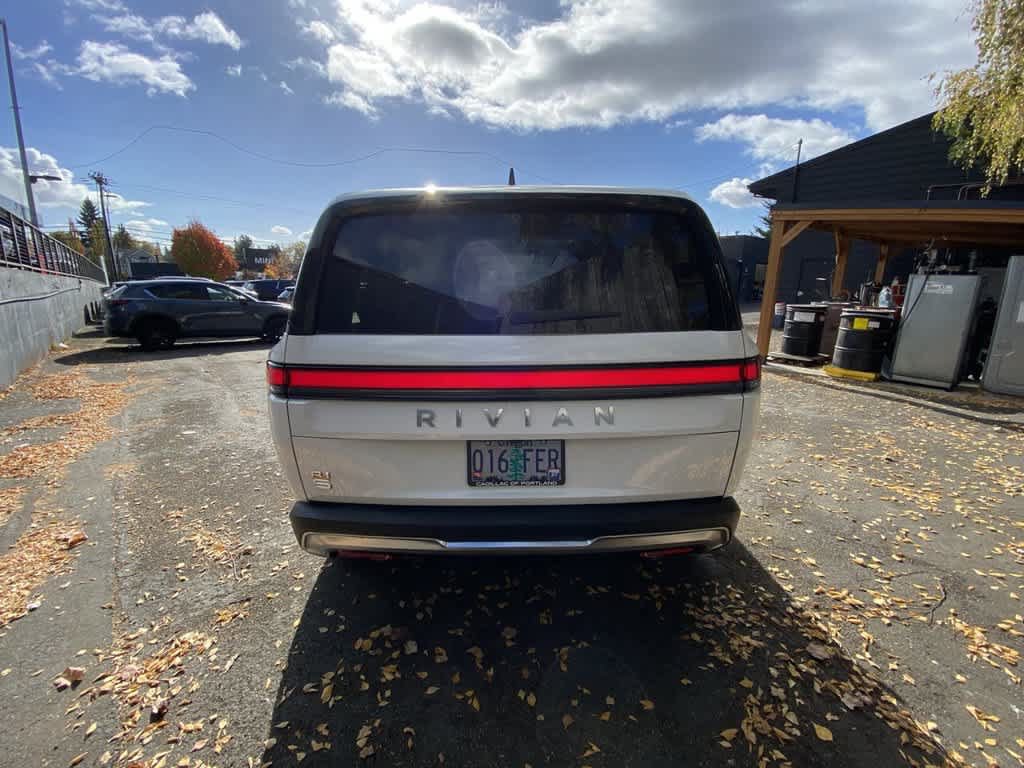 Used 2023 Rivian R1S Launch Edition Quad AWD/4WD image 5
