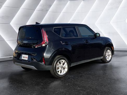 Used 2023 Kia Soul LX w/ Option Group 015 image 4