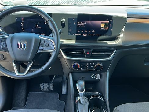 Used 2024 Buick Encore GX Preferred w/ Comfort Package AWD/4WD image 15